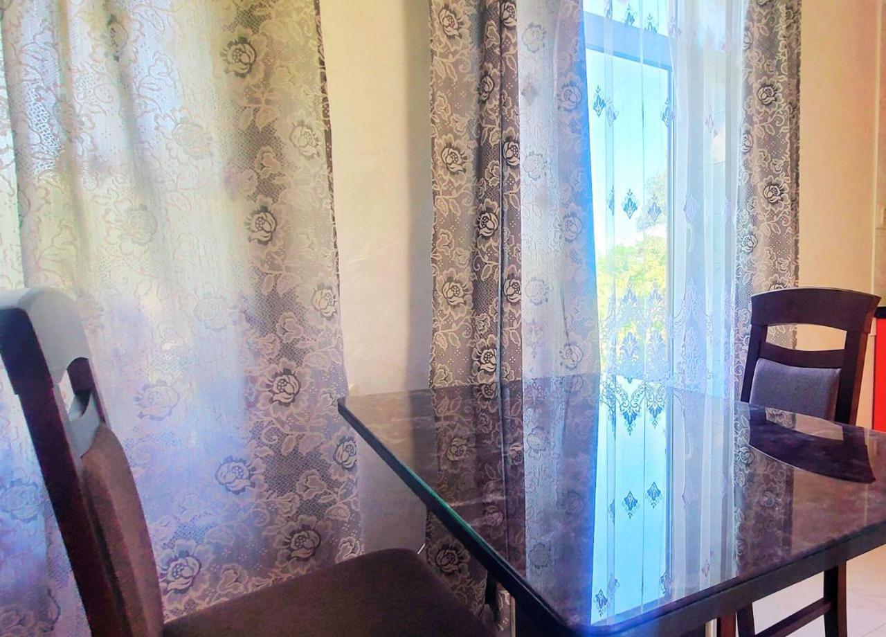 Апартаменти В Будиночку Біля Софіївського Парка Uman Bagian luar foto